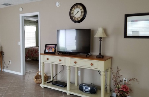 Mallory Square House | Perfect Location, 2/2 Lake Sumter Landing, The Villages, FL