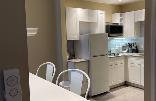 Grace Bay Apartment | Perfect Location! Great Price in Grace Bay!