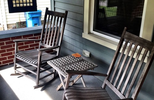 Broad Ripple House | Perfect lower level apartment in heart of Broad Ripple Park. Off street parking.