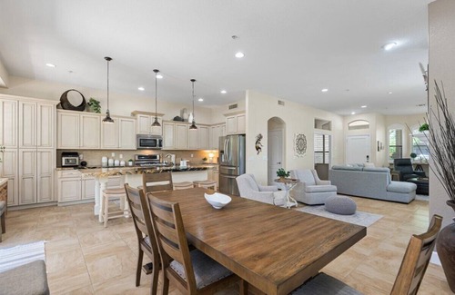 North Scottsdale House | Perfect North Scottsdale location for golf, dining, hiking and more.