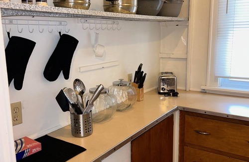 West Allis Apartment | Perfect Place West Allis- Wisconsin Walking distance from State Fair Grounds