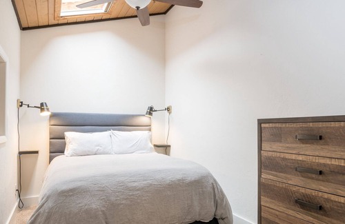 Warm Springs Condo | Perfect Ski-in/Ski-out Sun Valley Mountain Condo: Bavarian Warm Springs Charm