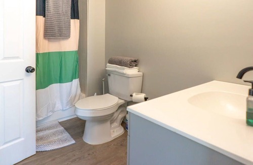 Near Southside House | Perfect STL Getaway near Everything