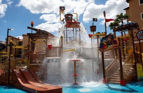 Florida Central Atlantic Coast Resort | Perfect studio villa in Orlando with AC, fitness room and waterpark attraction