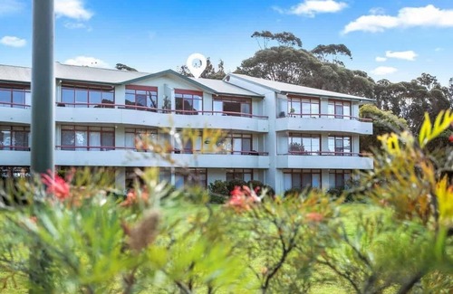 Mollymook Beach Apartment | Perfectly Positioned at Mollymook Beach