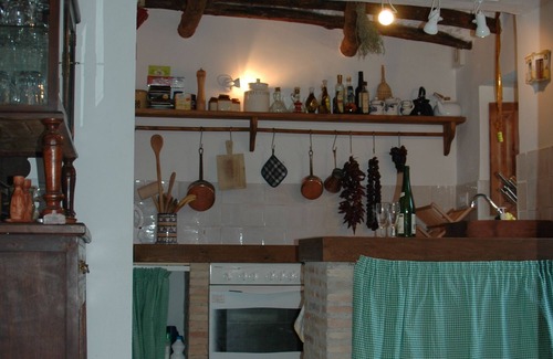 Bedar House | Period Village House, Private Pool, Beautiful Countryside Setting. WIFI, TV etc.