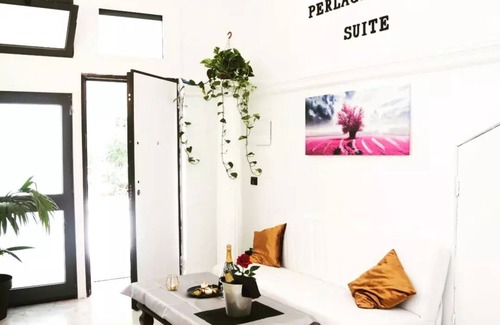 Civitavecchia Apartment | Perlage Suite
