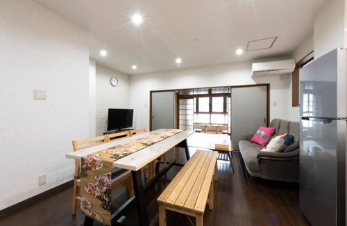 Minato House | Permitted $ 170m2, large groups can stay, convenient access to major tourist spots, right in front of a convenience store