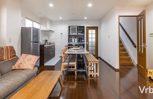 Minato House | Permitted $ 170m2, large groups can stay, convenient access to major tourist spots, right in front of a convenience store