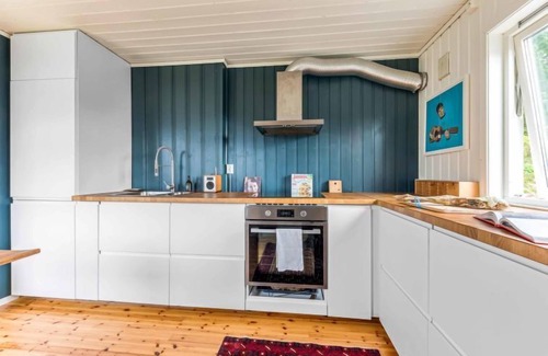 Hoyanger House | Pernilles hytte by Interhome