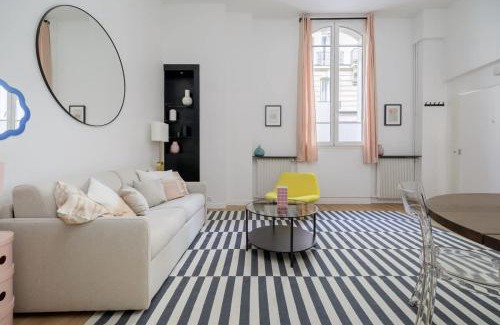 Neuilly-sur-Seine Apartment | Perretti - Spacious Flat 2BDR Paris Neuilly