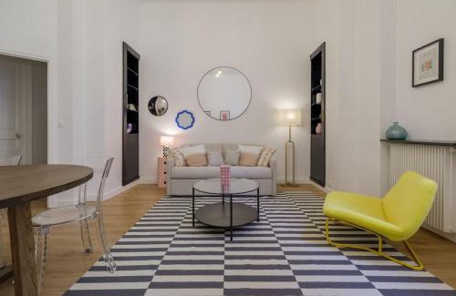 Neuilly-sur-Seine Apartment | Perretti - Spacious Flat 2BDR Paris Neuilly