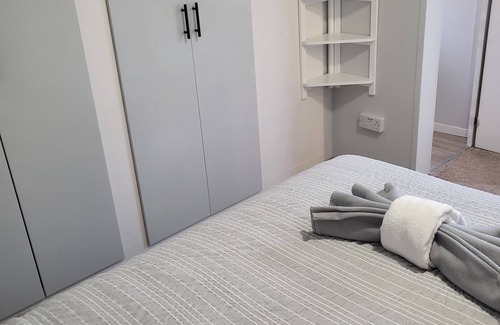 Barmston House | Pet friendly, 6 berth modern caravan