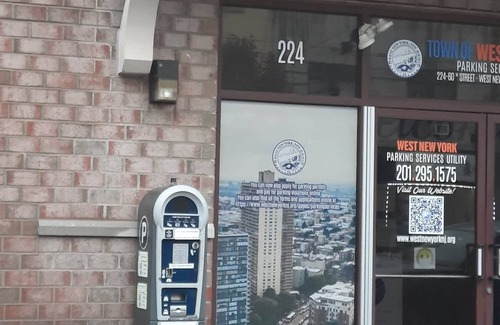 West New York Apartment | Pet Friendly Apartment minutes from NYC!