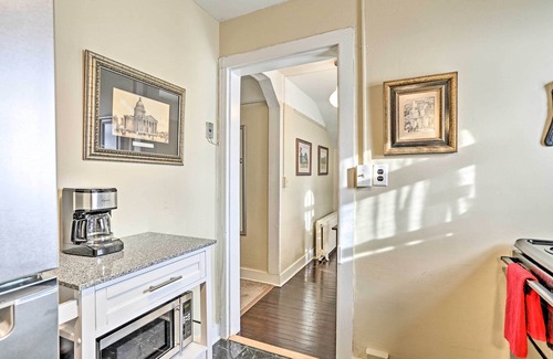 Poughkeepsie Apartment | Pet-Friendly Apt in 1850's Victorian Mansion!
