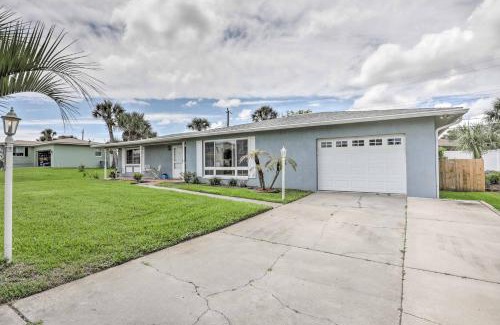 Silk Oaks House | Pet-Friendly Beach House with Deck Walk to Beach!