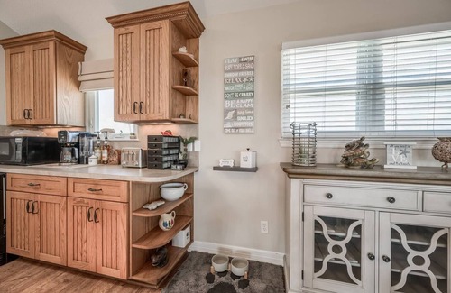 Jamaica Beach House | Pet friendly canal retreatn
