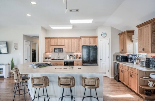 Jamaica Beach House | Pet friendly canal retreatn