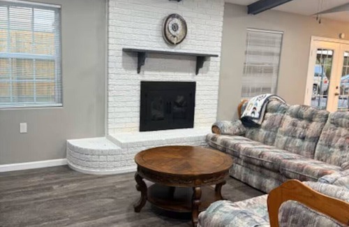 Redlick House | Pet Friendly Cozy Brick Home