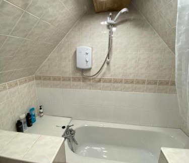 Wixford House | Pet Friendly Dairy Cottage