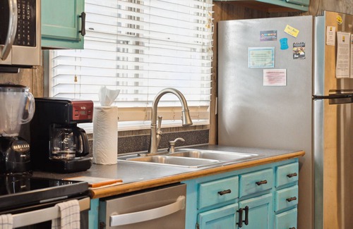 Folly Beach House | Pet Friendly, Dock, & Rooftop deck - Repeat Guest Favorite!