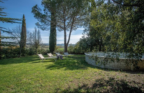 Roccastrada Villa | Pet-Friendly Finca 'Flores' with Mountain View, Shared Pool & Wi-Fi