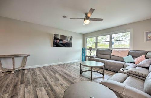 Grass Lake House | Pet-Friendly Grass Lake Retreat with Game Room!