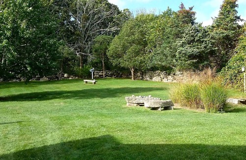 Chilmark Cottage | Pet-Friendly Historic Chilmark Cottage