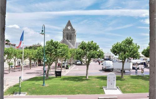 Sainte-Mere-Eglise House | Pet Friendly Home In Sainte-Mère-Eglise