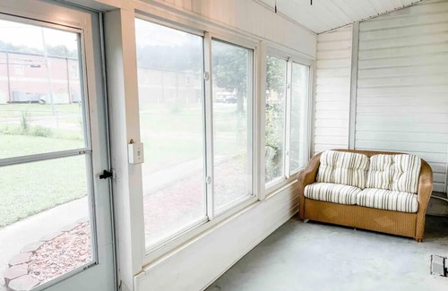 Bessemer House | Pet-friendly Home between Hoover, Tuscaloosa, Bham - close to Met, GOLF, UA