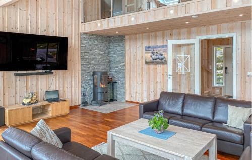 Eidsvag House | Pet Friendly Home In Eidsvåg I Romsdal