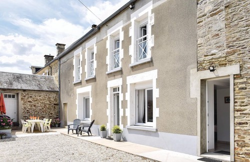 Anctoville House | Pet friendly home in Aurseulles