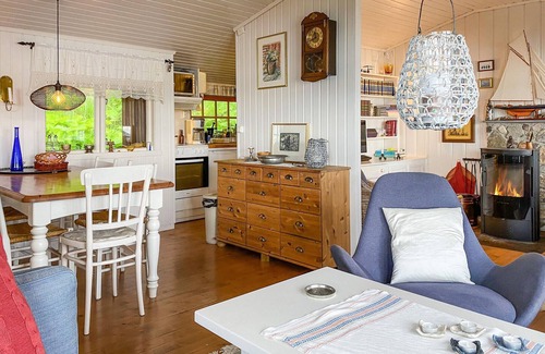 Mauseidvag House | Pet friendly home in Mauseidvåg