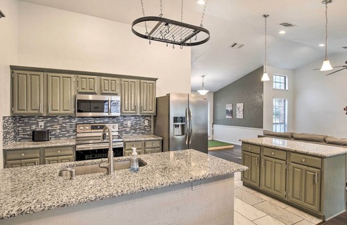 Allen House | Pet-Friendly Home w/ Indoor Putting Green!