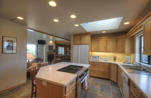 Sea Ranch House | Pet friendly home with enclosed patio and walking distance to bluff trail