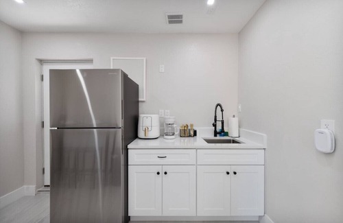 Saint Cloud Apartment | Pet friendly + in Dwtn + 20mi to Disney & Parks!