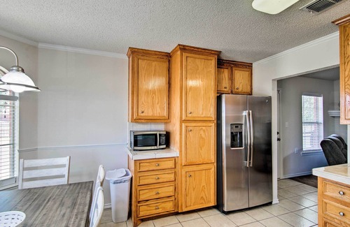Lubbock Cottage | Pet-friendly Lubbock Home w/Yard - 6 Mi to TTU