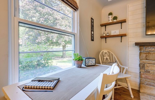 Owosso House | Pet-Friendly Michigan Escape w/Patio & Gas Grill!