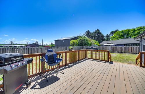 Moclips House | Pet-Friendly Moclips Home Walk to Mocrocks Beach!