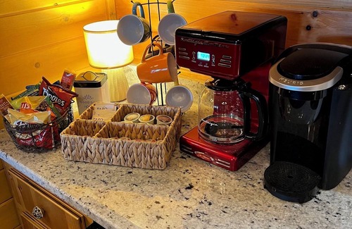 Blairsville Cabin | Pet friendly MOUNTAIN CABIN minutes to BLUE RIDGE