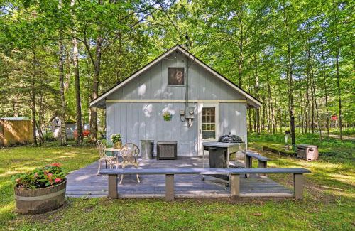Harbor Springs House | Pet-Friendly One Crow Cottage in Harbor Springs!
