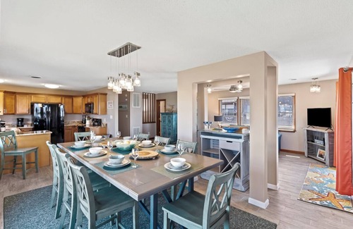 South Nags Head House | Pet-friendly semi-oceanfront home w/hot tub and community pool!