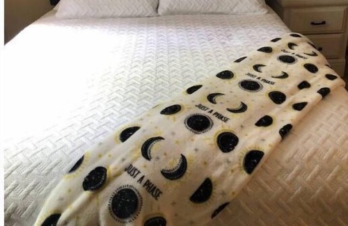 Shaver Lake Cabin | Pet Friendly Snuggle Rock Cabin, Private w/Deck