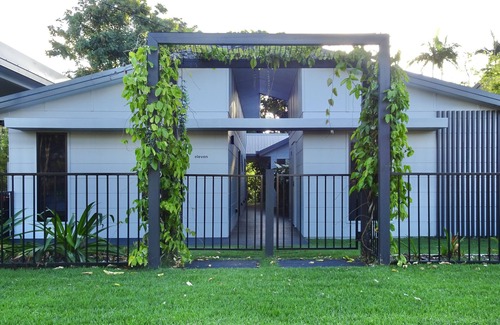 Mission Beach House | Pet friendly stay close to the beach