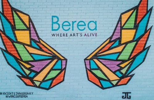 Berea House | Pet-friendly Unit! Roundtrip Airport Shuttle Available, Free Breakfast, Parking!