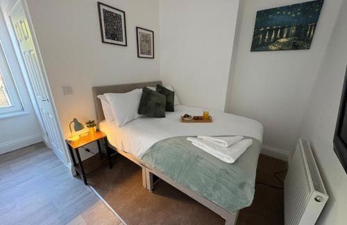 Peterborough Apartment | Peterborough Modern Studio 3