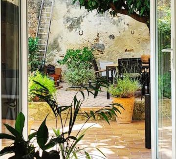 Courthezon Apartment | Petit Cocon