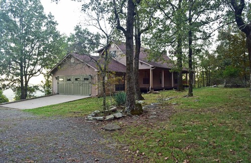 Morrilton House | Petit Jean Cliffhouse, Great View Petit Jean Mountain