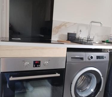 Montigny-le-Gannelon House | Petite maison cosy wifi avec terrasse