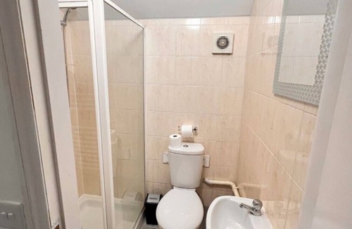 Kettering House | Pets allowed